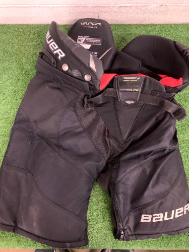 Black Intermediate Medium Bauer Vapor Hyperlite Hockey Pants (Used)