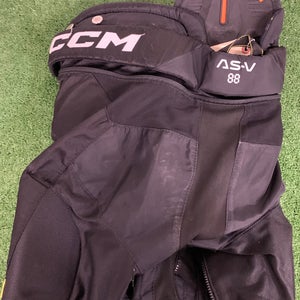 Black Junior Medium CCM Tacks AS-V Hockey Pants (Used)