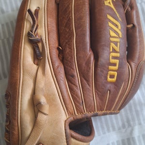 Mizuno RH Classic Pro Soft Baseball Glove 12.75" (Used)