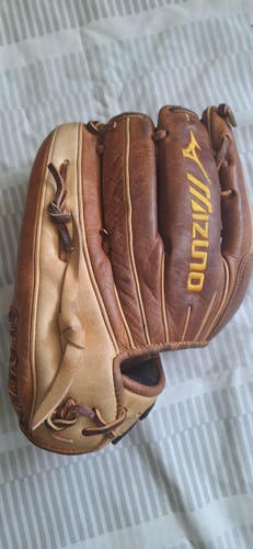 Mizuno RH Classic Pro Soft Baseball Glove 12.75" (Used)