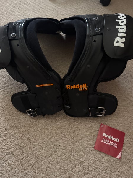 Large Youth Riddell Blaze Shoulder Pads (New)
