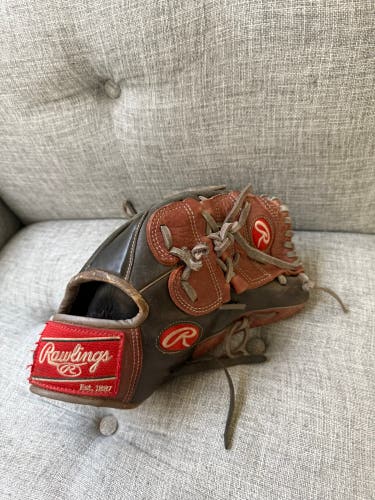 Rawlings RH Infield R9 Baseball Glove 12" (Used)