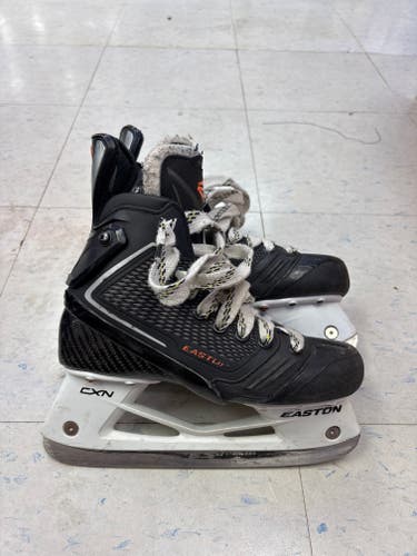 Easton Mako II Hockey Skates Regular Width Size 4 (Used)