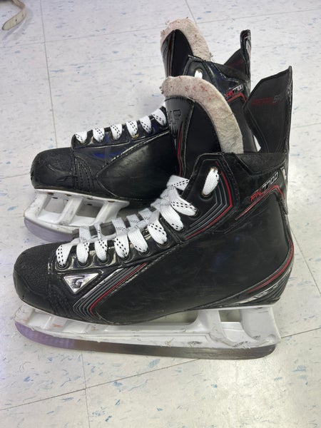 Graf PeakSpeed PK7700 Hockey Skates Regular Width 9 (Used)