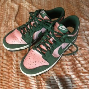Men's Adult Size M 11.5 (W 12.5) Nike Dunk Low Shoes (Used)