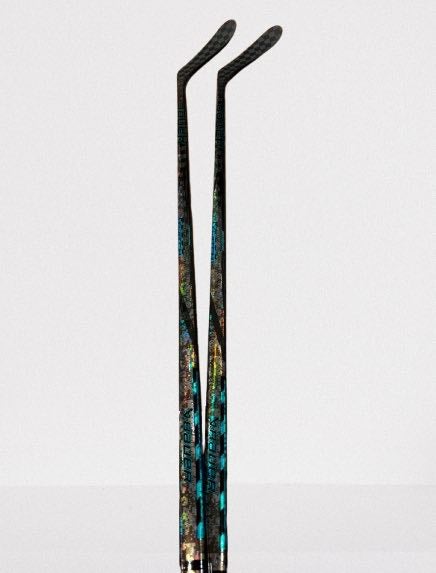 (New) 2 PACK Senior Bauer Twitch Right Handed Hockey Stick P28 70 Flex