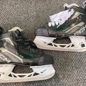 CCM AS-580 Hockey Skates | Senior 5.5 | BACK HEEL WEAR
