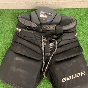 Black Intermediate Small Bauer Elite Hockey Goalie Pants (Used)