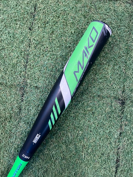 2016 Easton Mako Composite Bat BBCOR Certified (-3) Composite 30 oz 33" (Used)