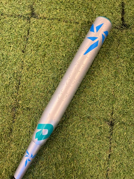 2019 DeMarini Vendetta Composite Bat (-12) 20 oz 32" (Used)