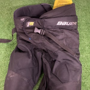 Black Junior Large Bauer Supreme 1S Hockey Pants (Used)