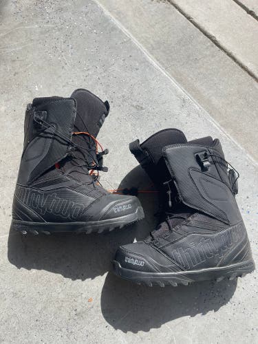 Men's Size M 11.0 (W 12.0) Thirty Two Lashed Snowboard Boots Stiff Flex All Mountain (Used)