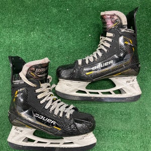 Senior Bauer Supreme M5 Pro Hockey Skates 8 (Used)