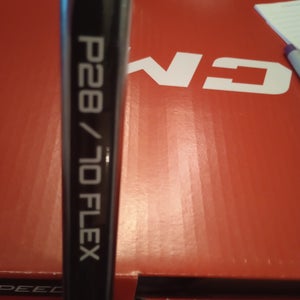 Senior Bauer Vapor Hyperlite 2 Left Hand Hockey Stick P28 Flex 70 (New)