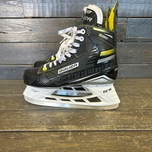 Bauer Supreme S35 Hockey Skates 8 (Used)