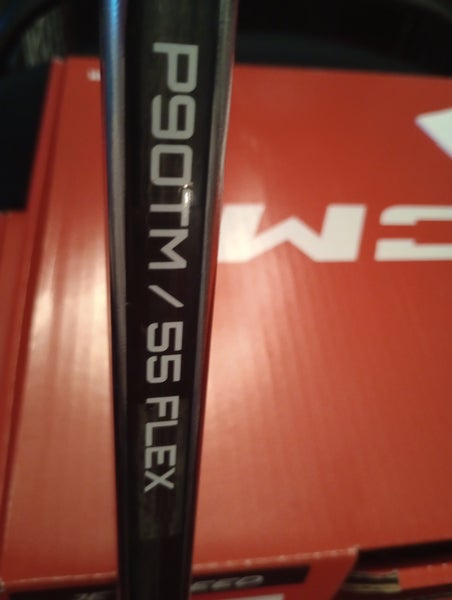 Intermediate Bauer Vapor Hyperlite 2 Left Hand Hockey Stick P90TM Flex 55 (New)
