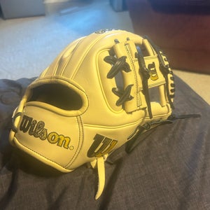 RH Wilson A2000 1786 Baseball Glove 11.5"