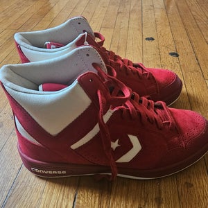 Red Men's Size M 12.0 (W 13.0) Adult Converse Shoes (New)