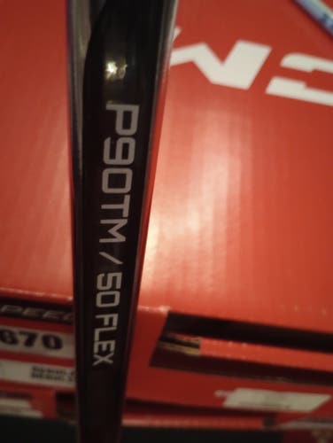 Junior Bauer Vapor Hyperlite 2 Left Hand Hockey Stick P90TM Flex 50 (New)