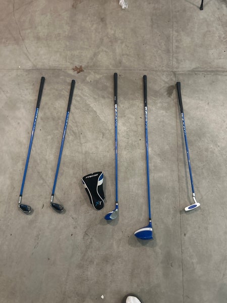 Men's 2022  Right Handed Clubs (Full Set) Junior 5 Pieces (Used)