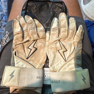 Bruce bolt long cuff white and silver batting gloves