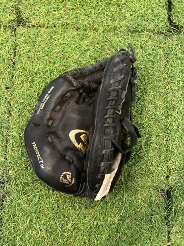 Mizuno Power Close LH Catcher's Baseball Glove 31.5" (Used)