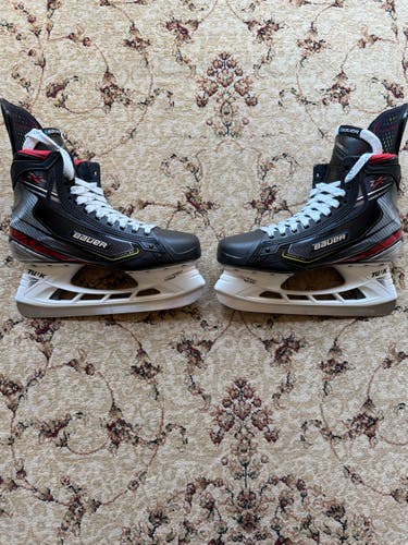 Bauer Vapor 2X Pro Hockey Skates Regular Width Pro Stock 10 (New)