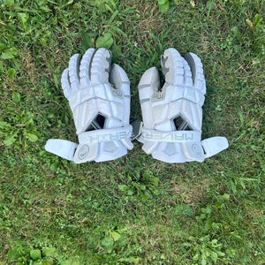 Barely Used Maverik Lacrosse Gloves 13" (Used)