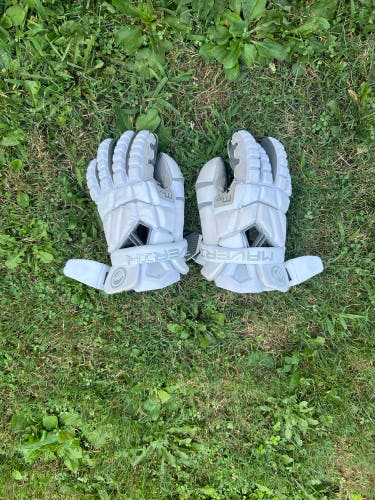 Barely Used Maverik Lacrosse Gloves 13" (Used)