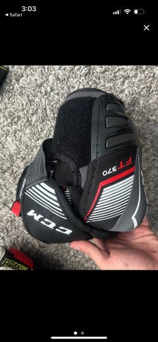 Small Senior CCM JetSpeed FT370 Elbow Pads (New)