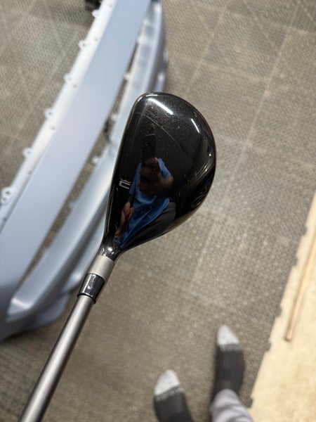Men's 2023 Cobra AeroJet Right Handed Hybrid Stiff Flex 2H (Used)