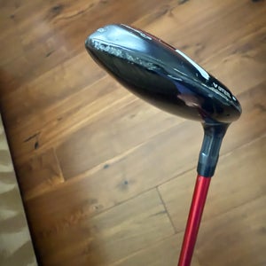 Men's TaylorMade Stealth 2 HD Right Handed Hybrid Regular Flex 6H (Used)