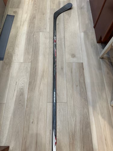 Senior Bauer Vapor APX2 Right Handed Hockey Stick P28  (Used)