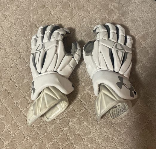 Under Armour Men's Command Pro 2.0 Lacrosse Gloves Used