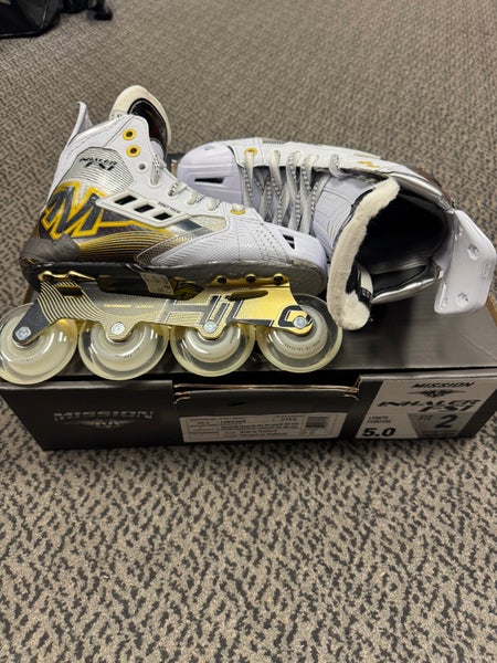 Mission INHALER Size 5 Fit 2 Roller Hockey skates
