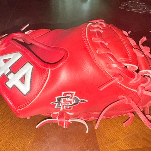 44 Pro RH Catcher's Baseball Glove 33.5" (Used)