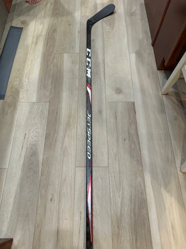 Senior CCM JetSpeed FT2 Right Handed Hockey Stick P28 (Used)
