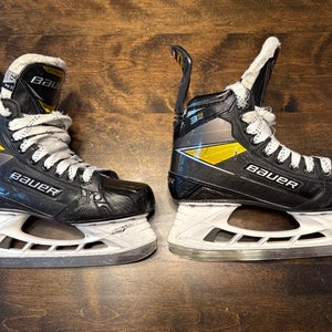 Bauer Supreme 3S Pro Hockey Skates Regular Width  7.5 (Used)
