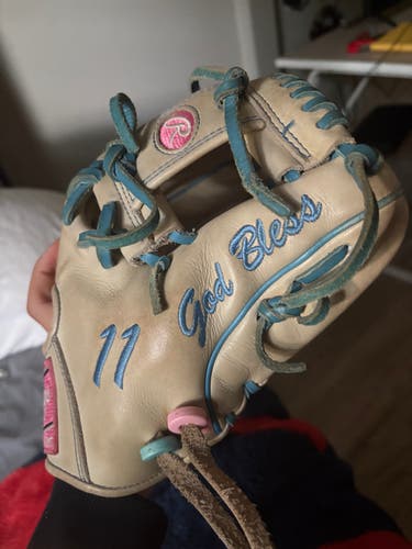 2023 Infield RH Rawlings Baseball Glove 11.75" (Used)
