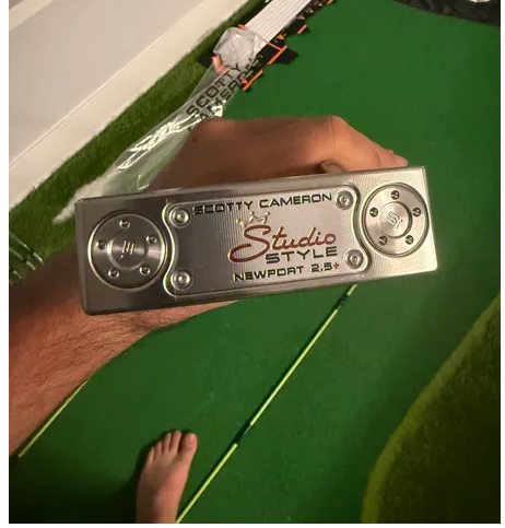 Men's 2025 Scotty Cameron Blade 2025 studio style Newport 2.5 plus Right Handed Putter 34" (New)