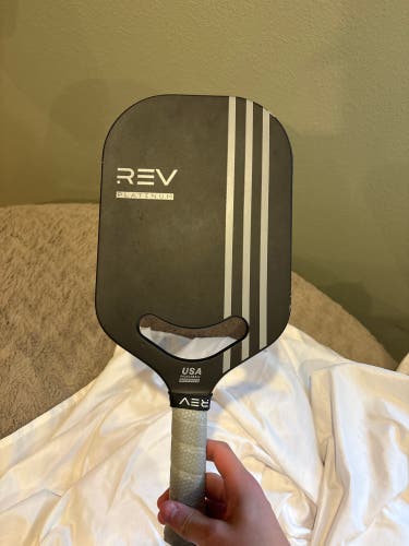 Rev Platinum Pickleball paddle