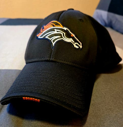 Denver Broncos Flex Fit Hat.