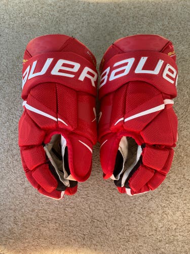Bauer Vapor Hyperlite Gloves 13" (Used)