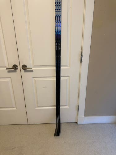 Senior Bauer Vapor FlyLite Left Hand Hockey Stick P92 77-87 Flex (New)
