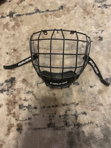 Large Bauer Profile II Facemask Full Cage (Used)