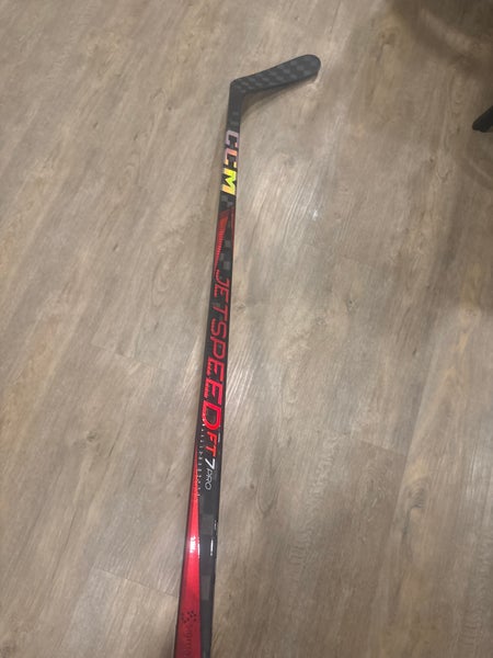 Senior CCM Jetspeed FT7 Pro Right Handed Hockey Stick P90TM (New)