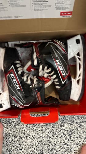 CCM Jet speed ft2 Skates