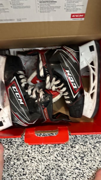 CCM Jet speed ft2 Skates