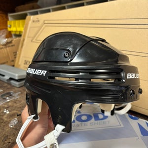 Large Bauer 4500 Helmet Pro Stock (New)