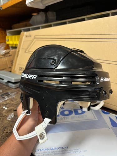 Large Bauer 4500 Helmet Pro Stock (New)